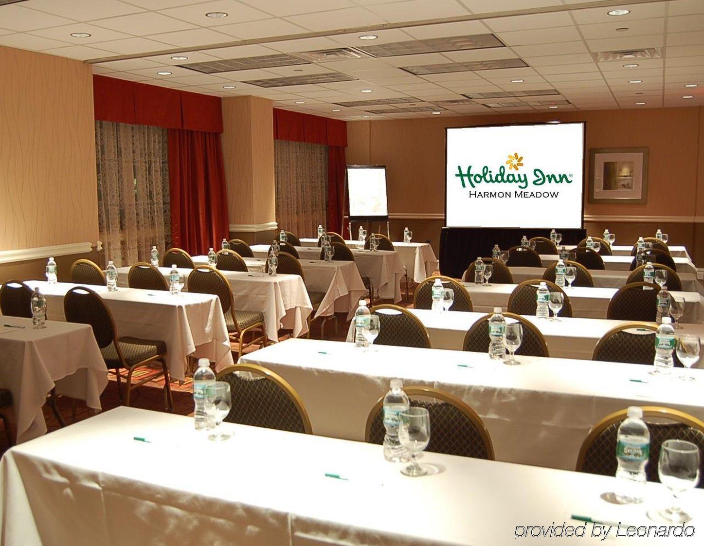 Holiday Inn Secaucus Meadowlands Exterior photo