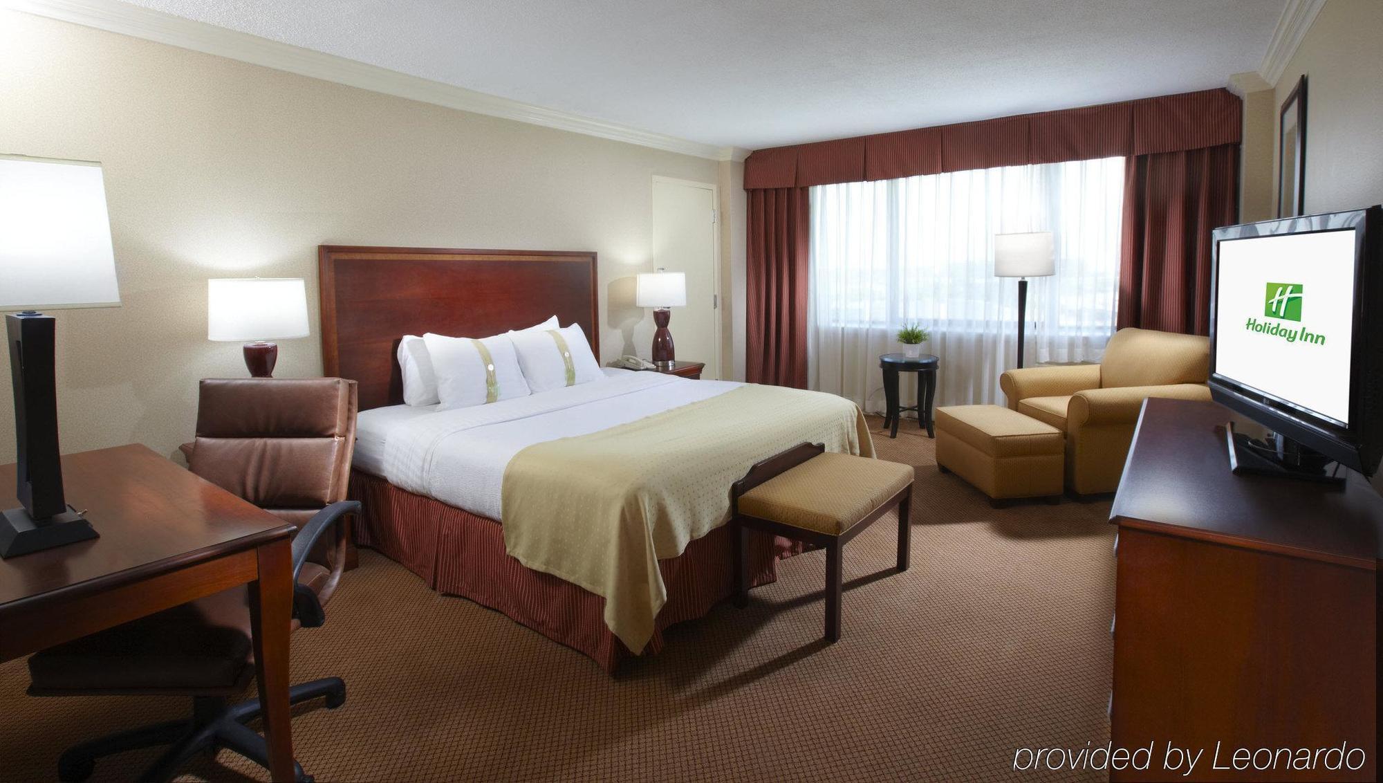 Holiday Inn Secaucus Meadowlands Exterior photo