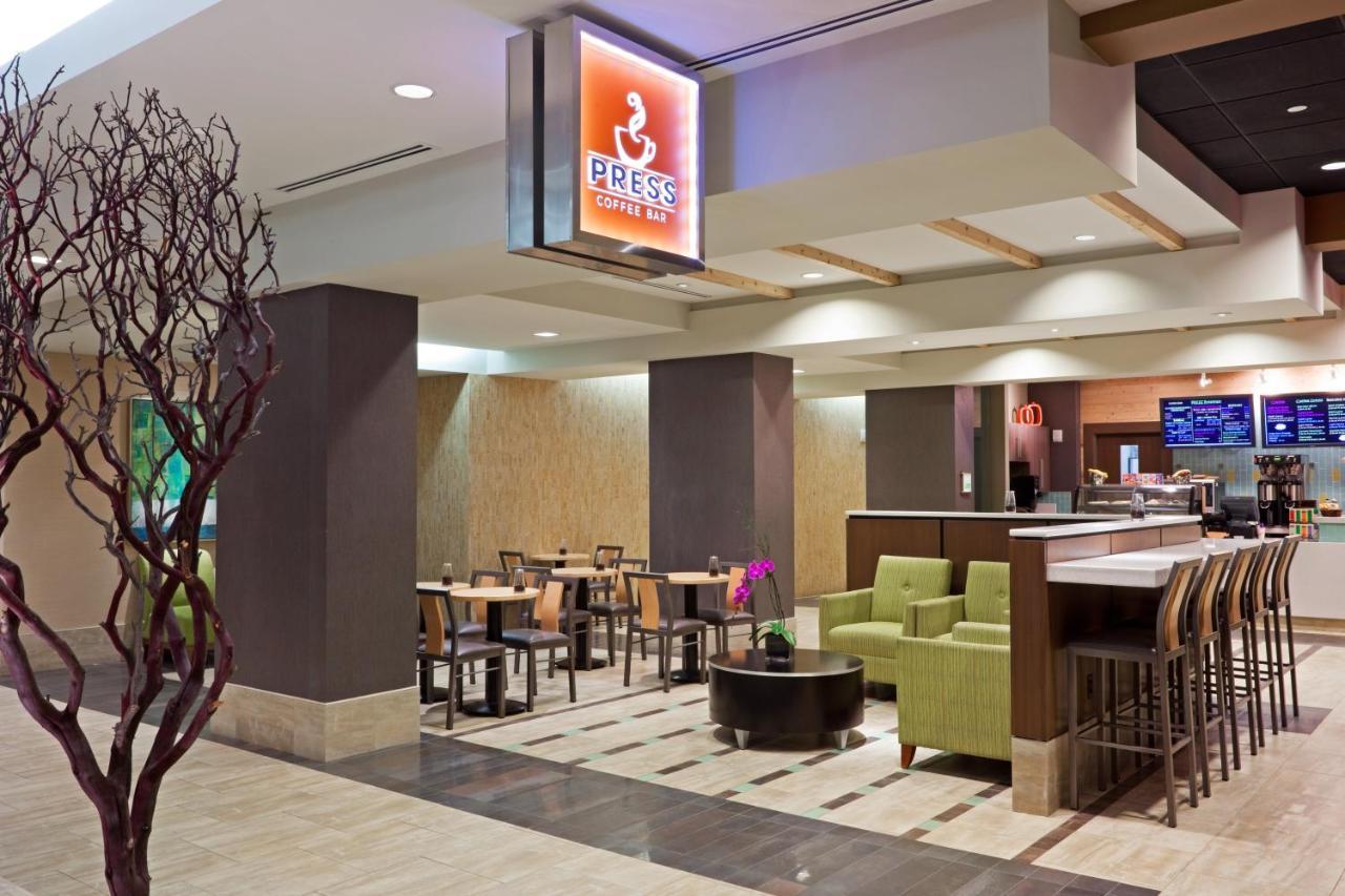 Holiday Inn Secaucus Meadowlands Exterior photo