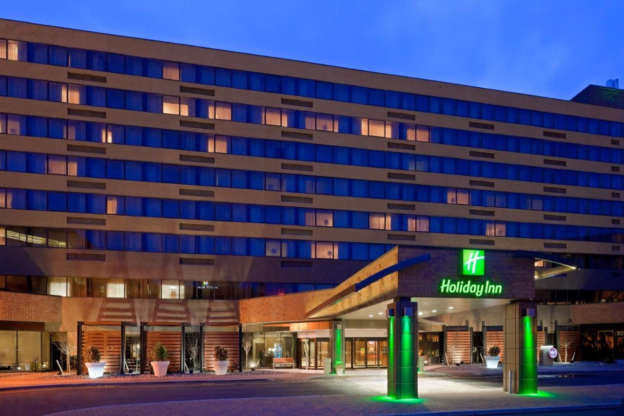 Holiday Inn Secaucus Meadowlands Exterior photo